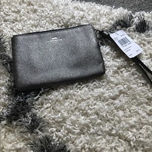 Women’s Coach Wristlet
